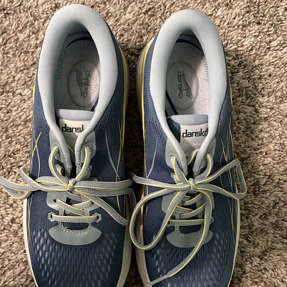 Dansko Pace shoes - Picture 2 of 7